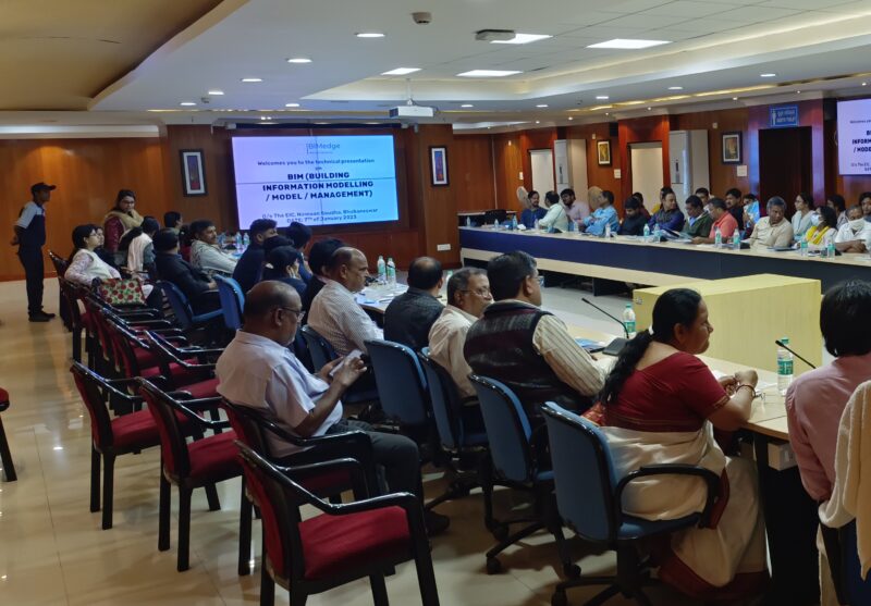 Training to officers of government